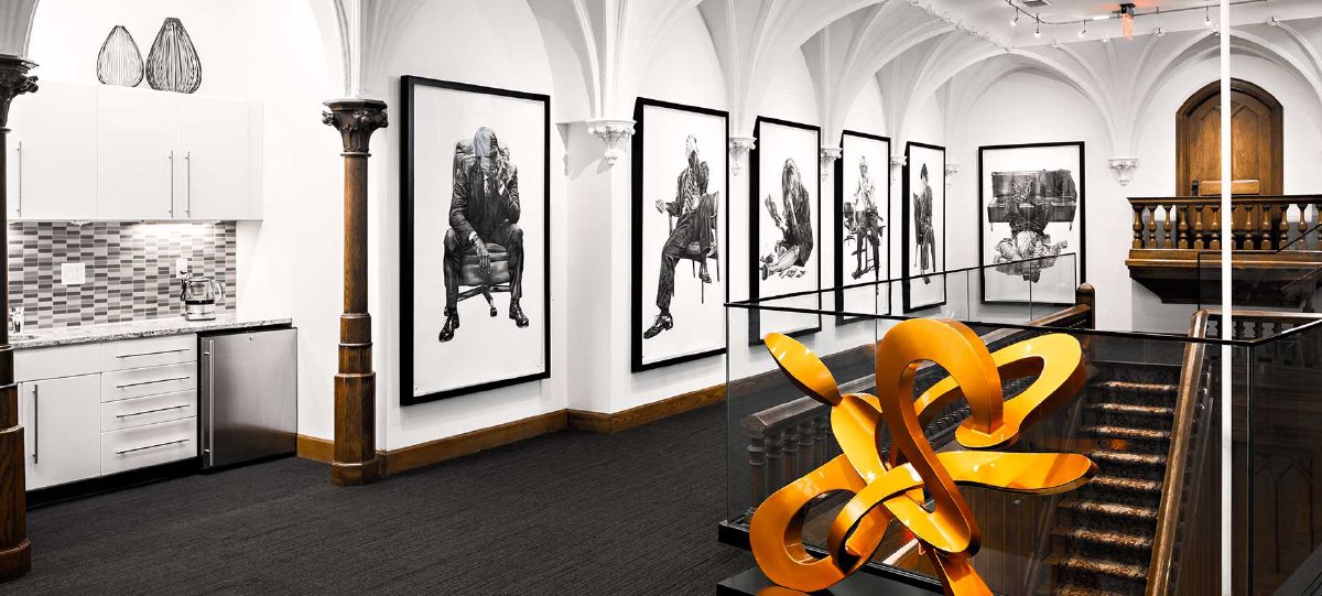In addition to serving as a functional workspace, the new CWD headquarters also serves as a living gallery for the partners’ exquisite art collections.