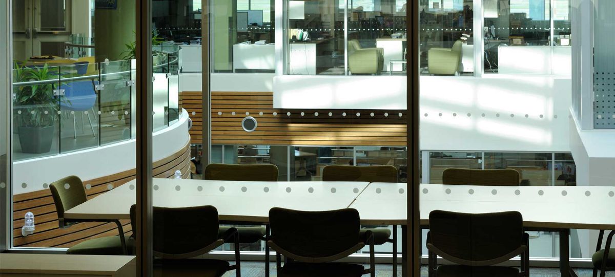 Because Haworth designs employ universal dimensioning, materials, and connectivity, WestJet can rest assured that even newly introduced products can be incorporated into the environment as the company continues to grow.