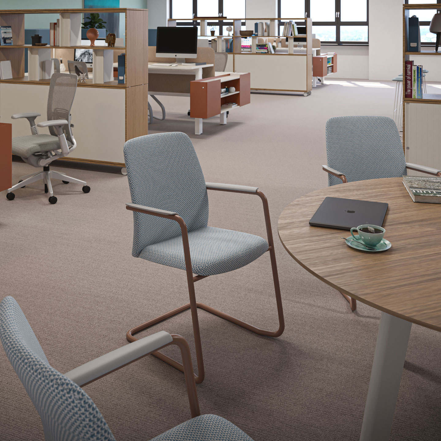 Intermezzo sled base chair